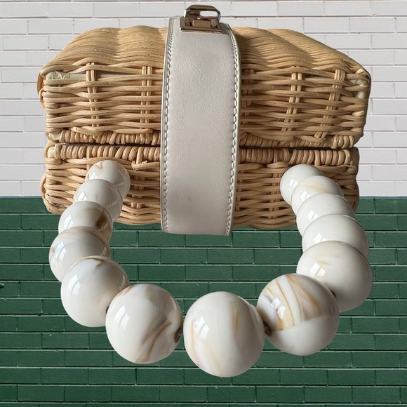 Mini Straw / Rattan Bag with Pearl Handle by Antik Kraft - Picture 3 of 16